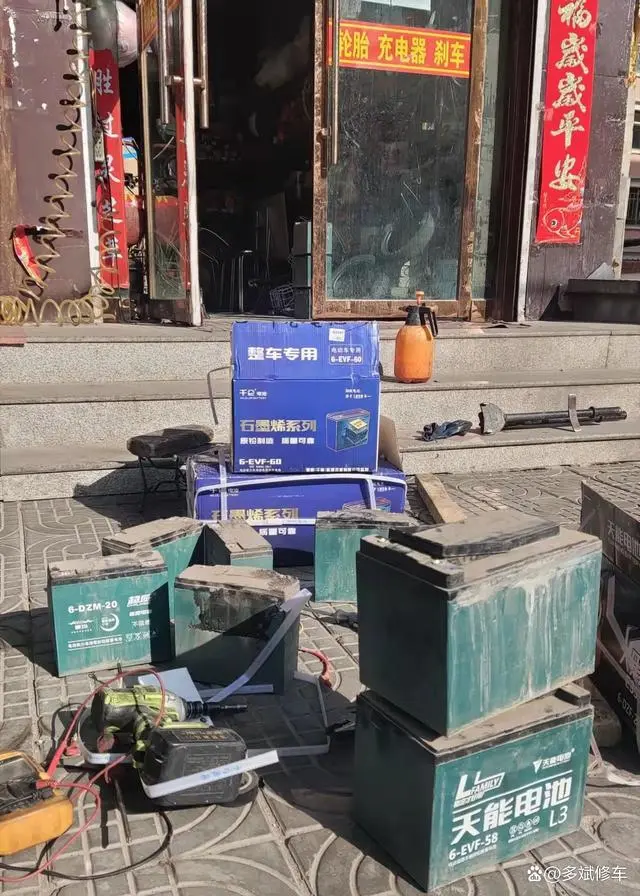 铅酸电池平均寿命_铅酸电池寿命一般是几年_铅酸电池使用寿命取决于
