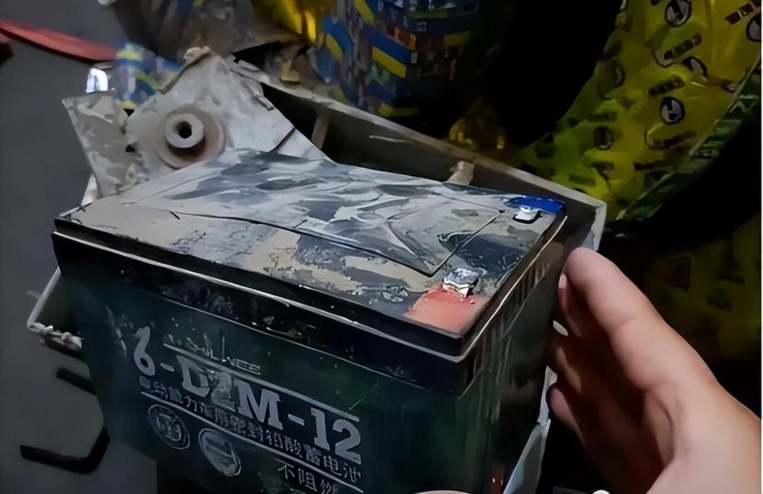 铅酸蓄电池加什么液体_铅酸蓄电池加液后需要充电吗_蓄液体电池加铅酸电池好吗